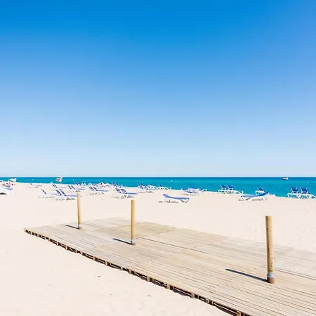 Homeholidaysrentals Espriu- Costa Barcelona Holiday home *