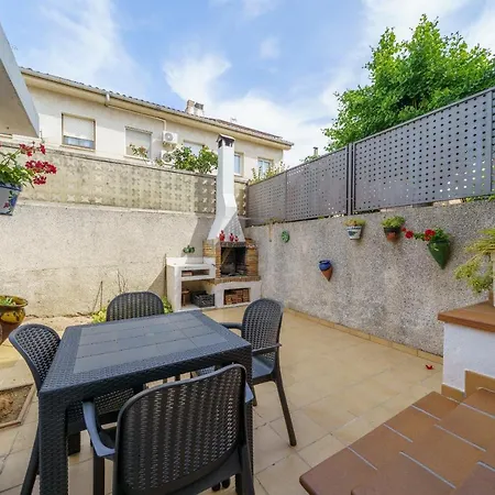 Homeholidaysrentals Espriu- Costa Barcelona Holiday home *
